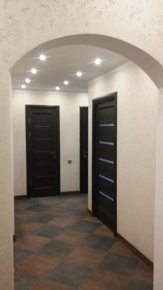 Апартаменты Gallery Lviv Apartment Львов Апартаменты с 3 спальнями-9